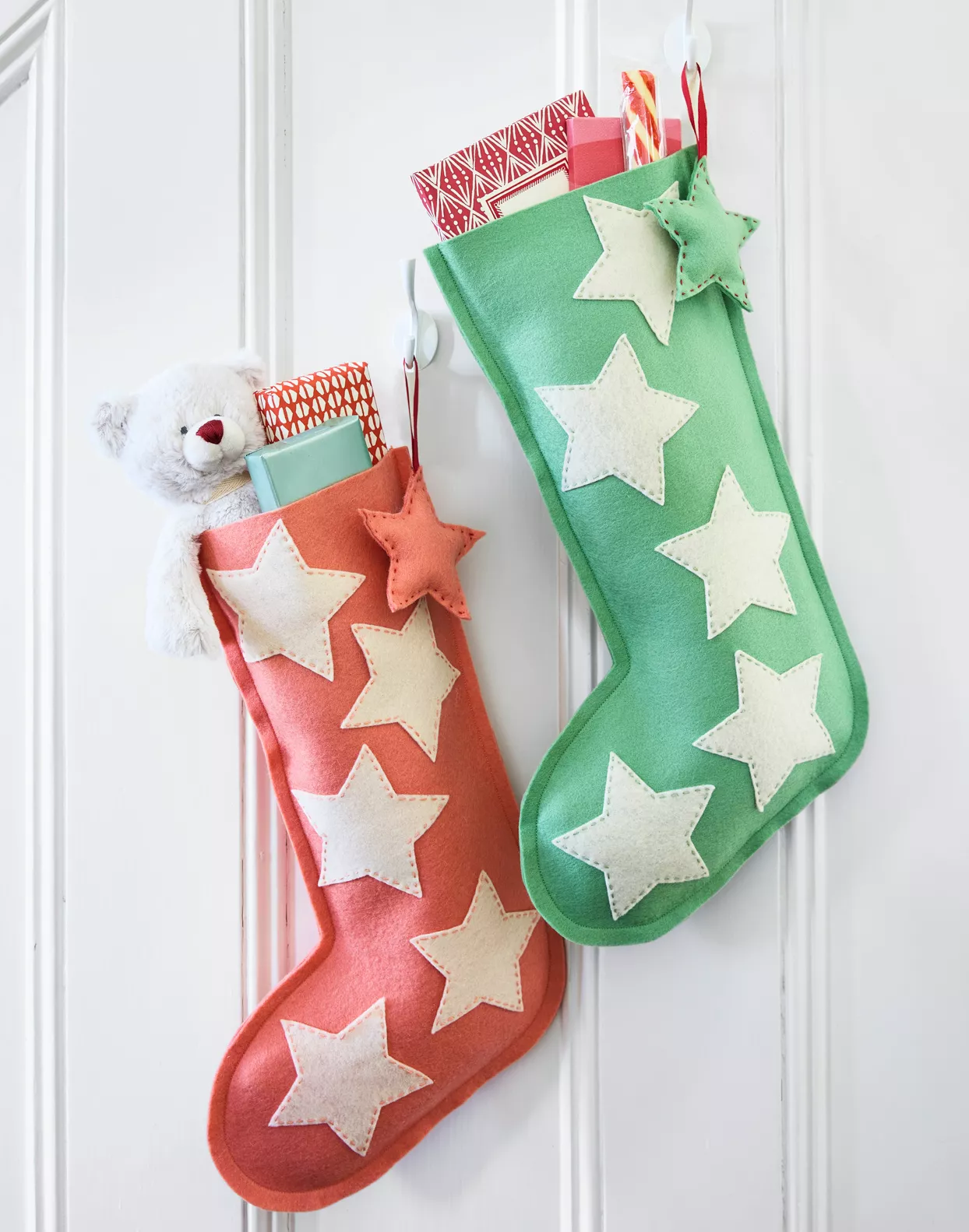 How to Make a Felt Christmas Stocking With Stars